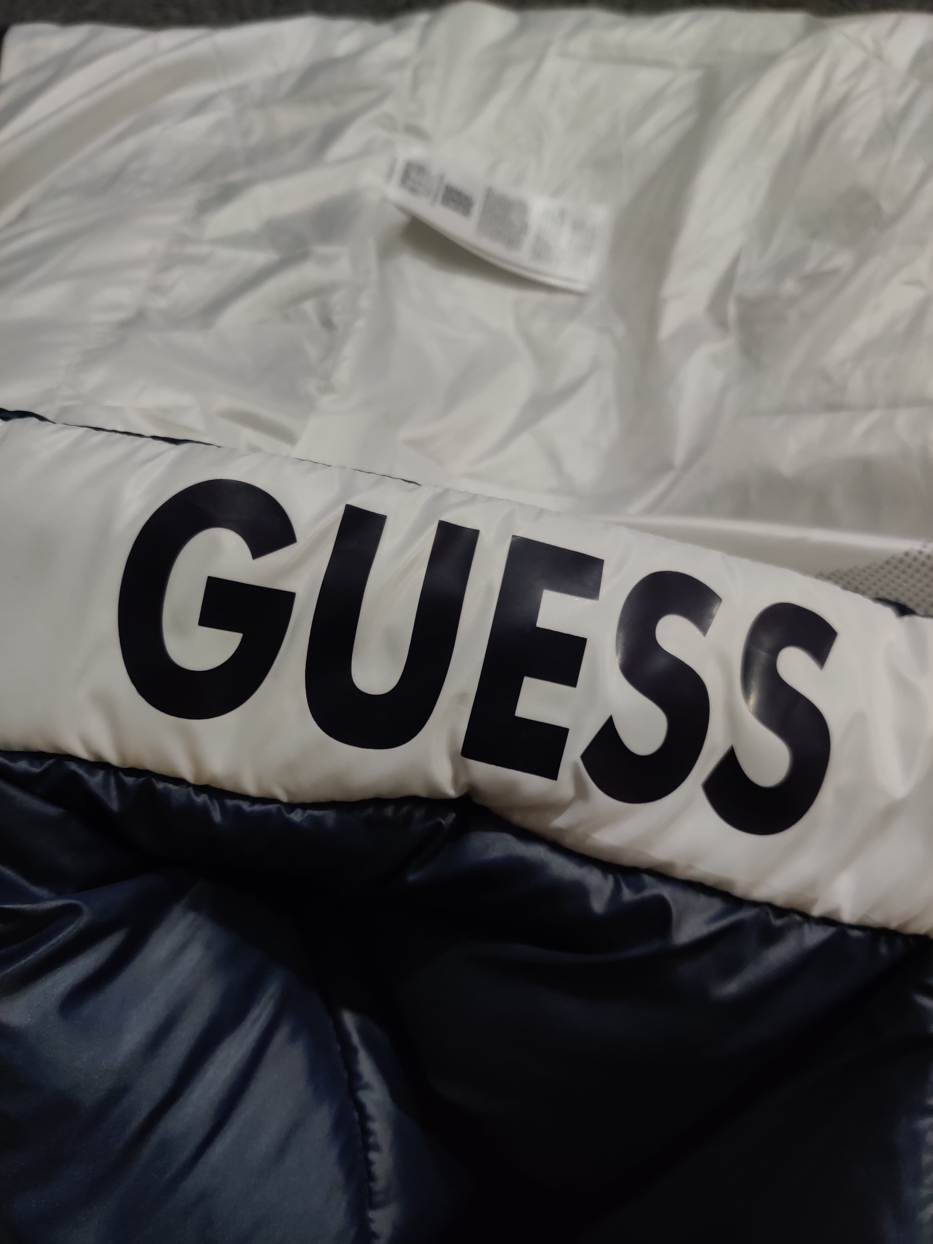 Gue?ss Down Puffer Jacket - Navy/White